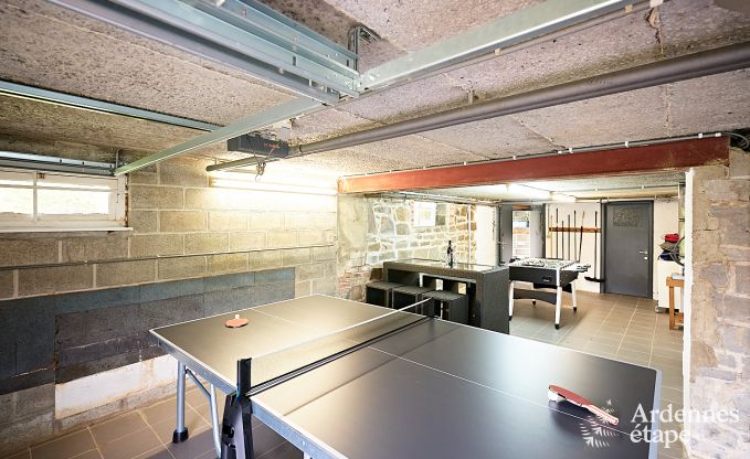 Charmant vakantiehuis voor 8 personen in Hamois met 4 slaapkamers, 3 badkamers, priv�tuin, speelruimte en terras aan het water