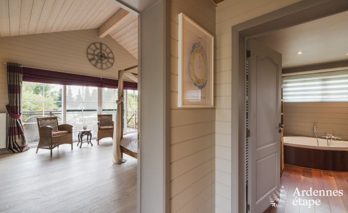 Ruime vakantiewoning voor 12 personen met zwembad en privtuin in Hamois, Ardennen