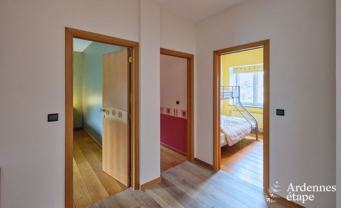 Charmant vakantiehuis voor 6 personen in Han-sur-Lesse met priv�terras aan het water