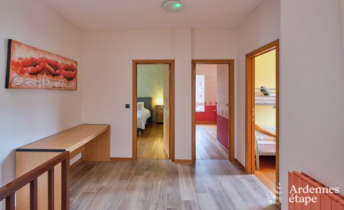 Charmant vakantiehuis voor 6 personen in Han-sur-Lesse met priv�terras aan het water