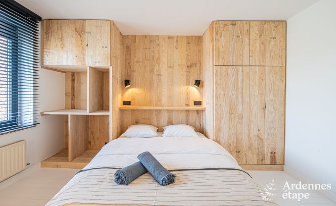 Ruim vakantiehuis in Han-sur-Lesse voor 8 personen met 4 slaapkamers, priv�tuin en terras