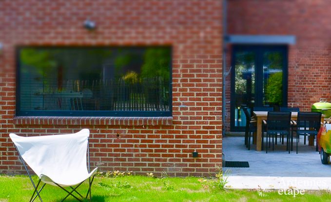 Ruim vakantiehuis in Han-sur-Lesse voor 8 personen met 4 slaapkamers, priv�tuin en terras