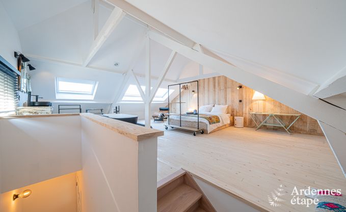 Ruim vakantiehuis in Han-sur-Lesse voor 8 personen met 4 slaapkamers, priv�tuin en terras