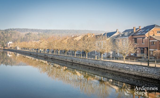 Ruim vakantiehuis in Han-sur-Lesse voor 8 personen met 4 slaapkamers, priv�tuin en terras