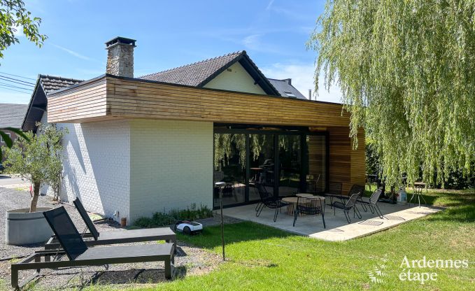 Gezellige vakantiewoning in Han-sur-Lesse voor 8 personen met sauna en tuin vlakbij de Grotten van Han