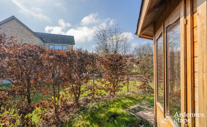 Ruime luxe villa met zwembad in Hastire, Ardennen