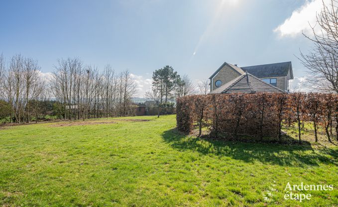 Ruime luxe villa met zwembad in Hasti�re, Ardennen