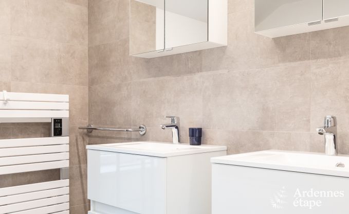 Vakantiehuis in Haut-Fays voor 6/7 personen in de Ardennen