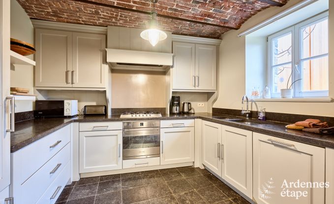 Gezellig vakantiehuis in Havelange voor 10 personen met tuin en houtkachel in de Condroz