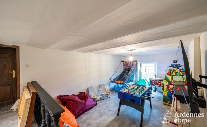 Vakantiehuis in M�an voor 14 personen nabij Durbuy met zwembad, bar, speelkamer en priv�tuin