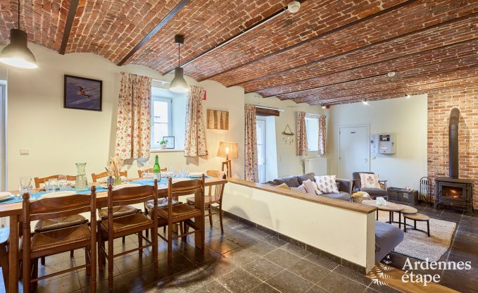 Gezellig vakantiehuis in Havelange voor 10 personen met tuin en houtkachel in de Condroz