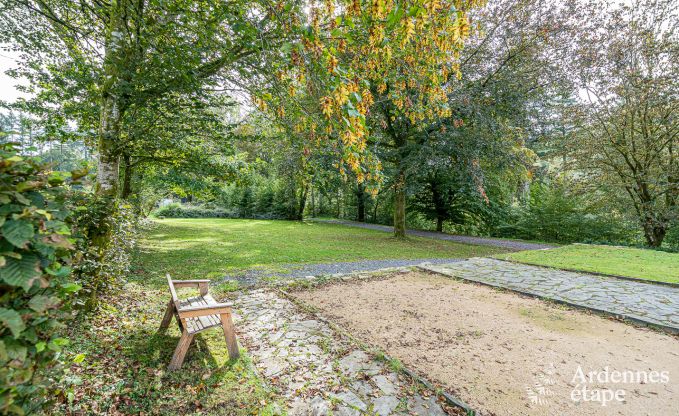 Luxe villa in Herbeumont voor 44 personen