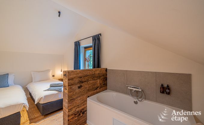 Luxe villa in Herbeumont voor 44 personen