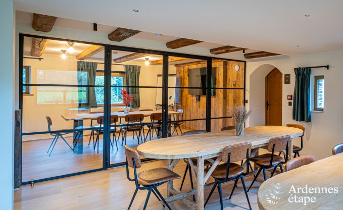 Luxe villa in Herbeumont voor 44 personen