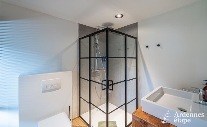 Luxe villa in Herbeumont voor 32 personen: comfort en privacy in het hart van de Ardennen