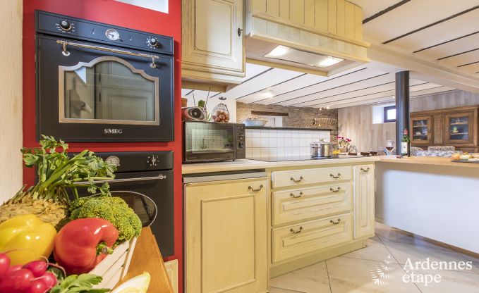 Vakantiehuis in Herbeumont voor 15 personen in de Ardennen