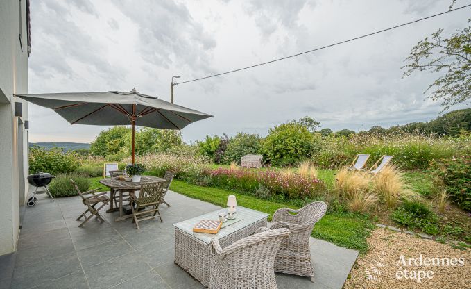 Comfortabel vakantiehuis voor 12 personen  in H�ron, Ardennen