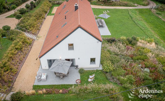 Comfortabel vakantiehuis voor 12 personen  in H�ron, Ardennen