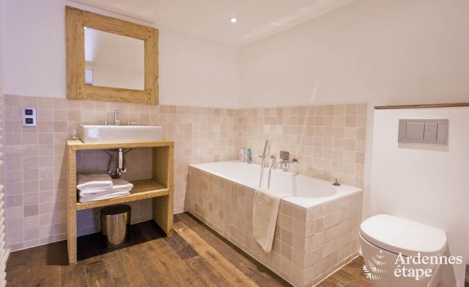 Modern ingerichte, ruime en hondvriendelijke luxe villa voor 8 personen in Hockai, Hoge Venen