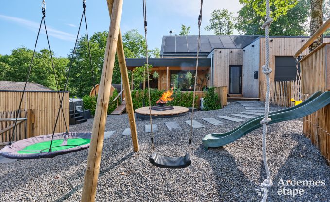 Chalet in Hotton voor 6 personen met zwemspa, hottub en buitensauna nabij Durbuy