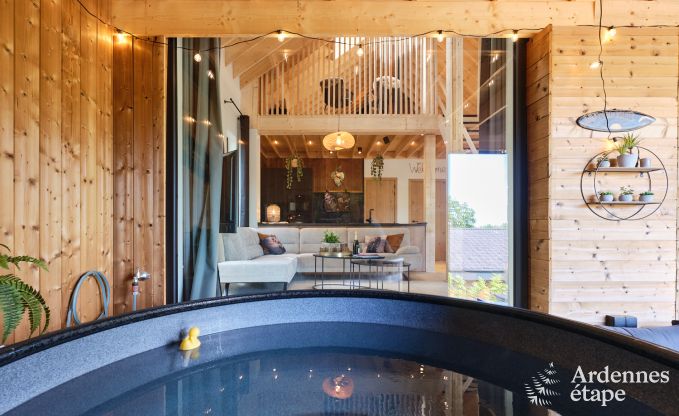 Chalet in Hotton voor 6 personen met zwemspa, hottub en buitensauna nabij Durbuy