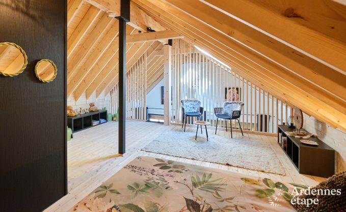 Chalet in Hotton voor 6 personen met zwemspa, hottub en buitensauna nabij Durbuy