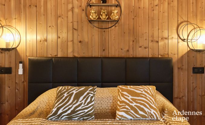 Chalet in Hotton voor 6 personen met zwemspa, hottub en buitensauna nabij Durbuy