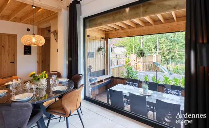 Chalet in Hotton voor 6 personen met zwemspa, hottub en buitensauna nabij Durbuy