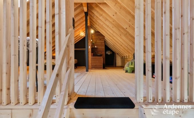 Chalet in Hotton voor 6 personen met zwemspa, hottub en buitensauna nabij Durbuy