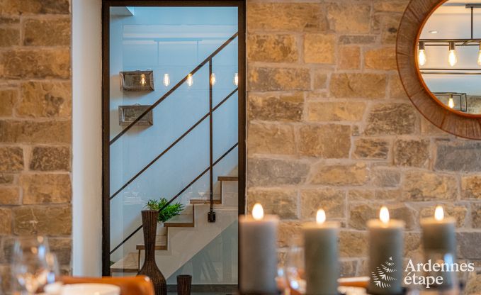 Ruime vakantiewoning voor 15 personen in Hotton, Ardennen, met 6 slaap- en badkamers, haardvuur, biljart en terras met vuurkorf