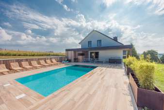 Luxe villa met zwembad te huur in Houffalize voor 10/12 