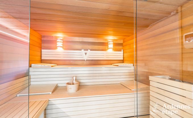 Luxevilla in het hart van Houffalize: vakantiewoning voor 24 personen met sauna, jacuzzi en speelkamer in de Ardennen