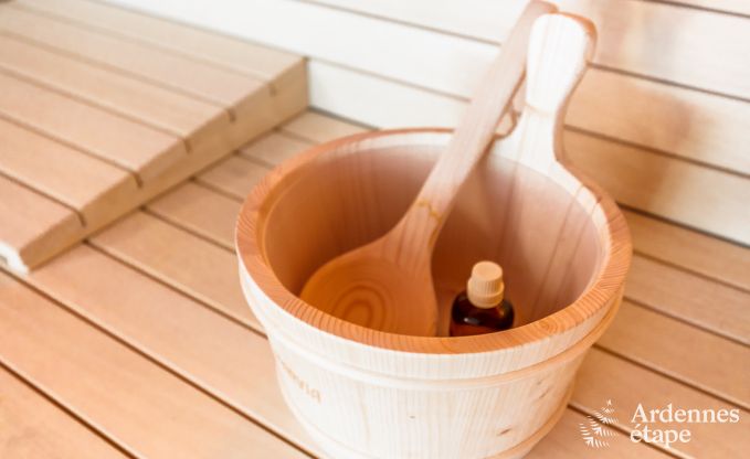 Luxevilla in het hart van Houffalize: vakantiewoning voor 24 personen met sauna, jacuzzi en speelkamer in de Ardennen