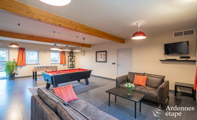 luxe villa in Houffalize: accommodatie voor 18 personen met zwembad, sauna en priv� tuin in de Ardennen