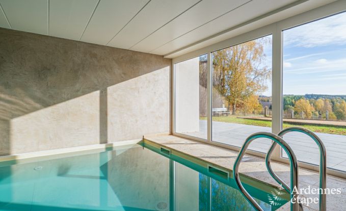 luxe villa in Houffalize: accommodatie voor 18 personen met zwembad, sauna en priv� tuin in de Ardennen