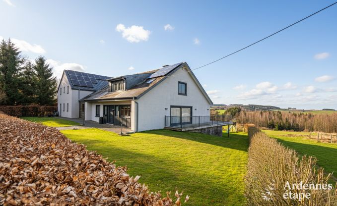 luxe villa in Houffalize: accommodatie voor 18 personen met zwembad, sauna en priv� tuin in de Ardennen