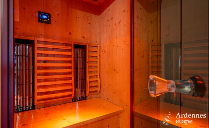 luxe villa in Houffalize: accommodatie voor 18 personen met zwembad, sauna en priv� tuin in de Ardennen