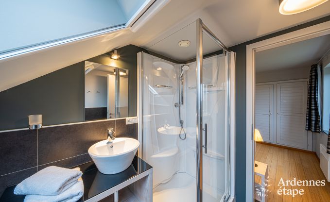 luxe villa in Houffalize: accommodatie voor 18 personen met zwembad, sauna en priv� tuin in de Ardennen