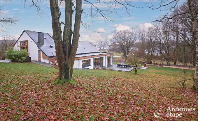 Ruime vakantiewoning in Houffalize voor 16 personen met verwarmd binnenzwembad, sauna en priv�tuin