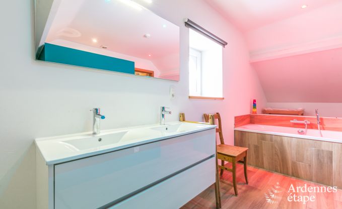 Buitengewoon in Houyet voor 10/14 personen in de Ardennen