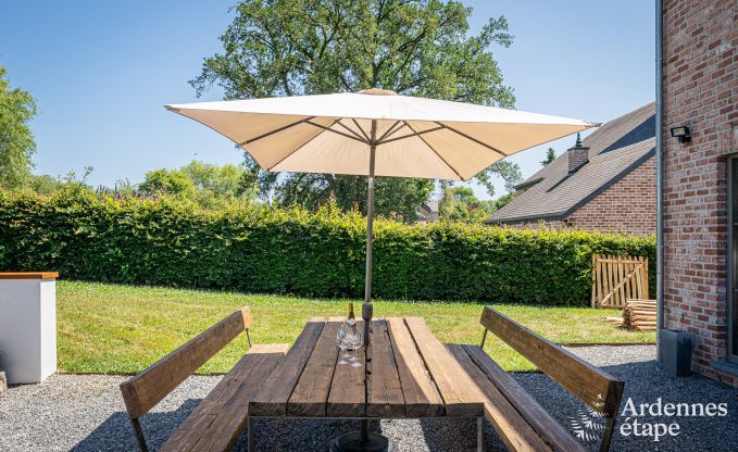 Vakantiehuis voor 9 personen in Wanlin met 4 slaapkamers en omheinde tuin