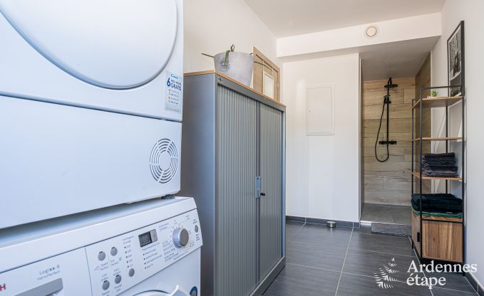 Vakantiehuis voor 9 personen in Wanlin met 4 slaapkamers en omheinde tuin