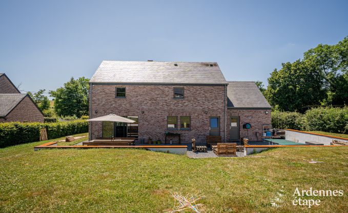 Vakantiehuis voor 9 personen in Wanlin met 4 slaapkamers en omheinde tuin