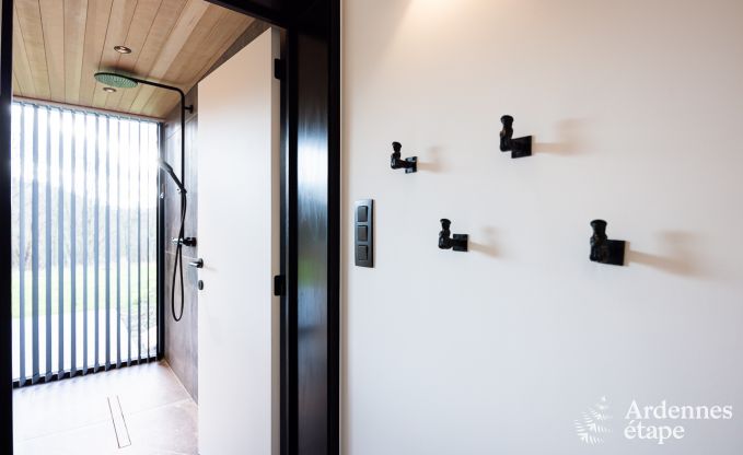 Afgelegen vakantiehuis met zwembad in Houyet, Ardennen