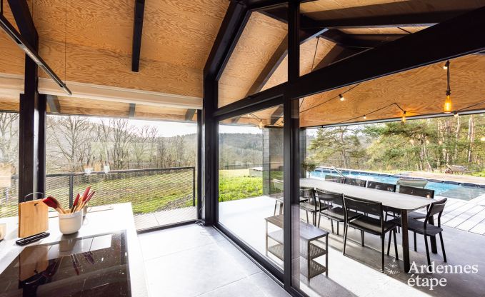 Afgelegen vakantiehuis met zwembad in Houyet, Ardennen