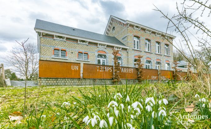 Buitengewoon in Houyet voor 10/14 personen in de Ardennen