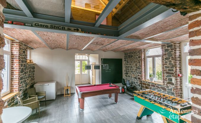 Buitengewoon in Houyet voor 10/14 personen in de Ardennen