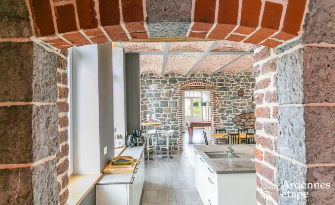 Buitengewoon in Houyet voor 10/14 personen in de Ardennen