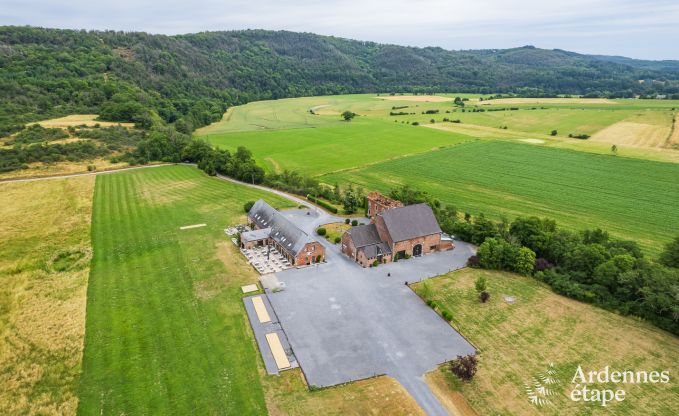 Vakantiehuis in Houyet voor 30 personen in de Ardennen