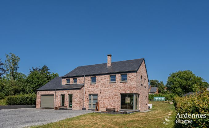 Vakantiehuis voor 9 personen in Wanlin met 4 slaapkamers en omheinde tuin